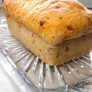 GARLIC HERB & CHEESE LOAF BREAD